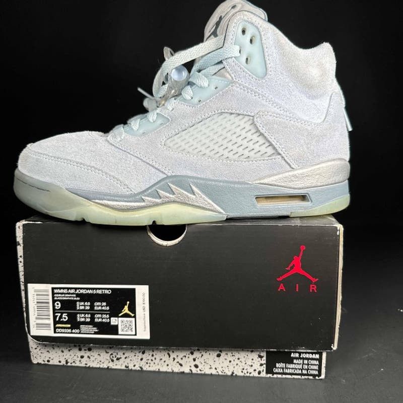 image of Wmns Air Jordan 5 Retro 'blue Bird' Womens Sneakers - Size 9