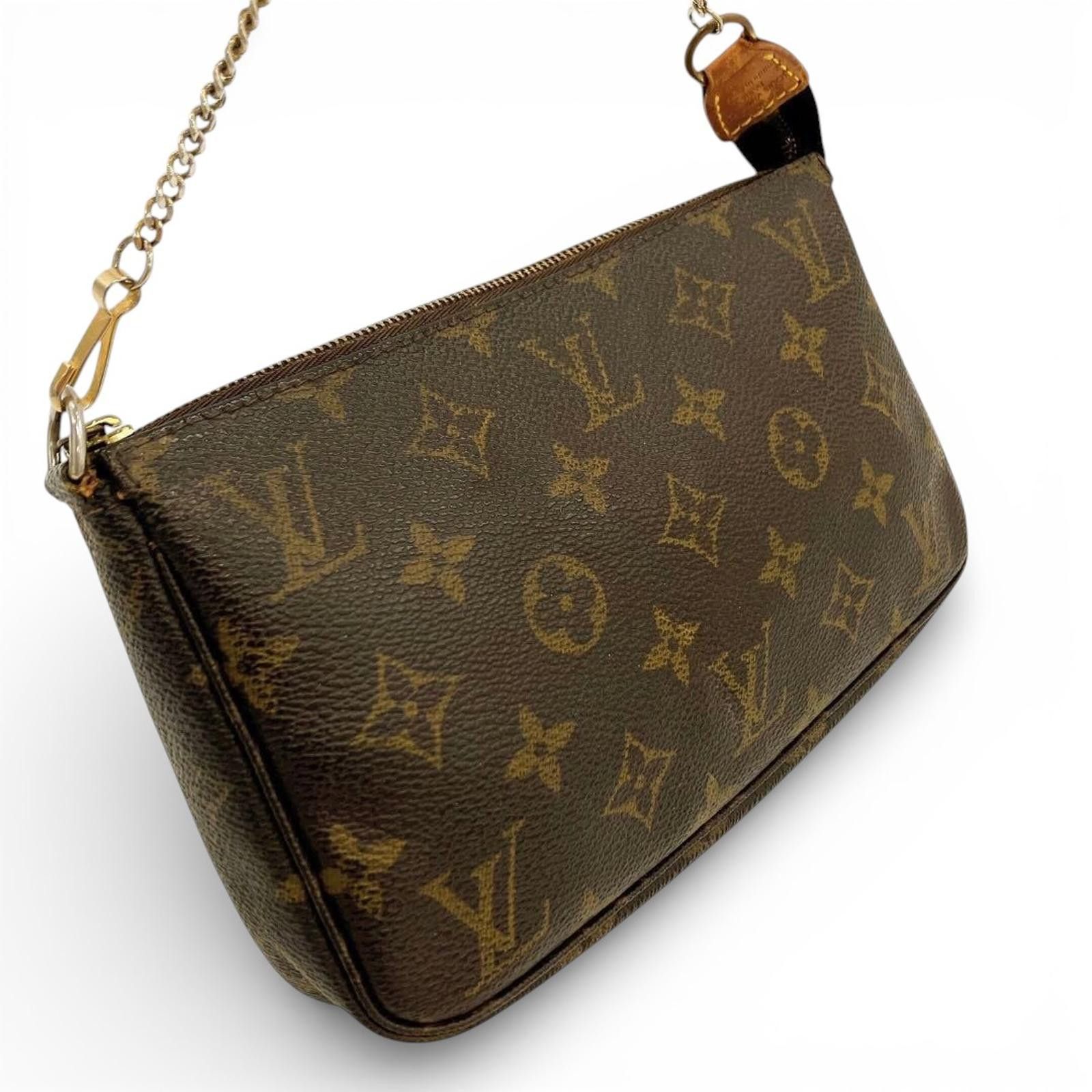 Louis Vuitton Louis Vuitton - Monogram Canvas Pochette Accessoires Bag Size ONE SIZE - 3 Thumbnail
