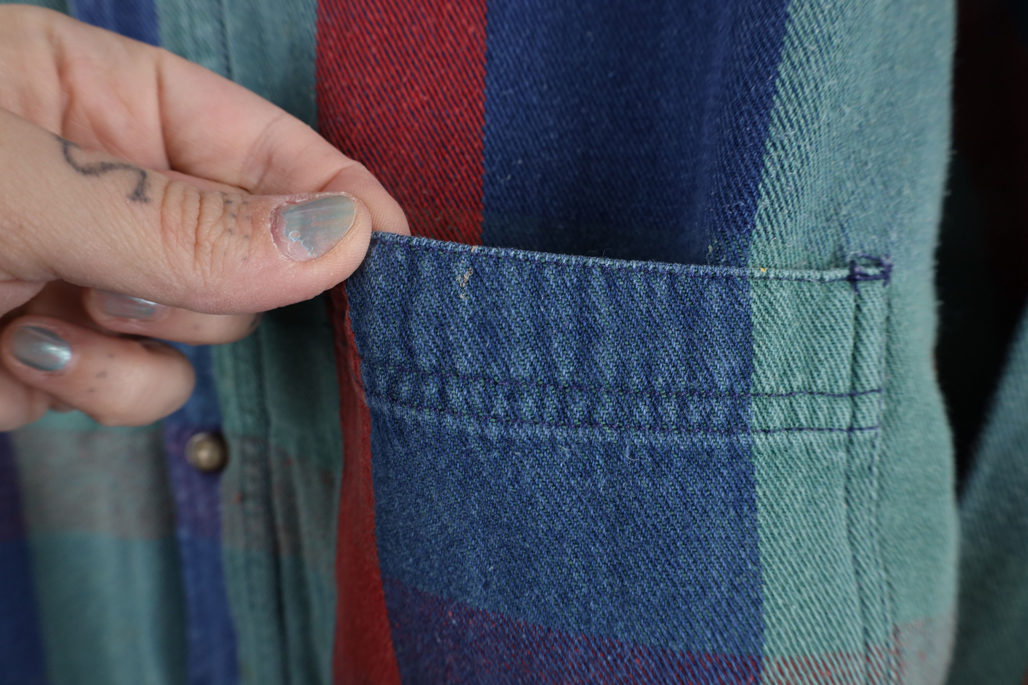 Vintage Vintage 90s Streetwear Plaid Flannel Button Down Shirt Size US L / EU 52-54 / 3 - 7 Thumbnail