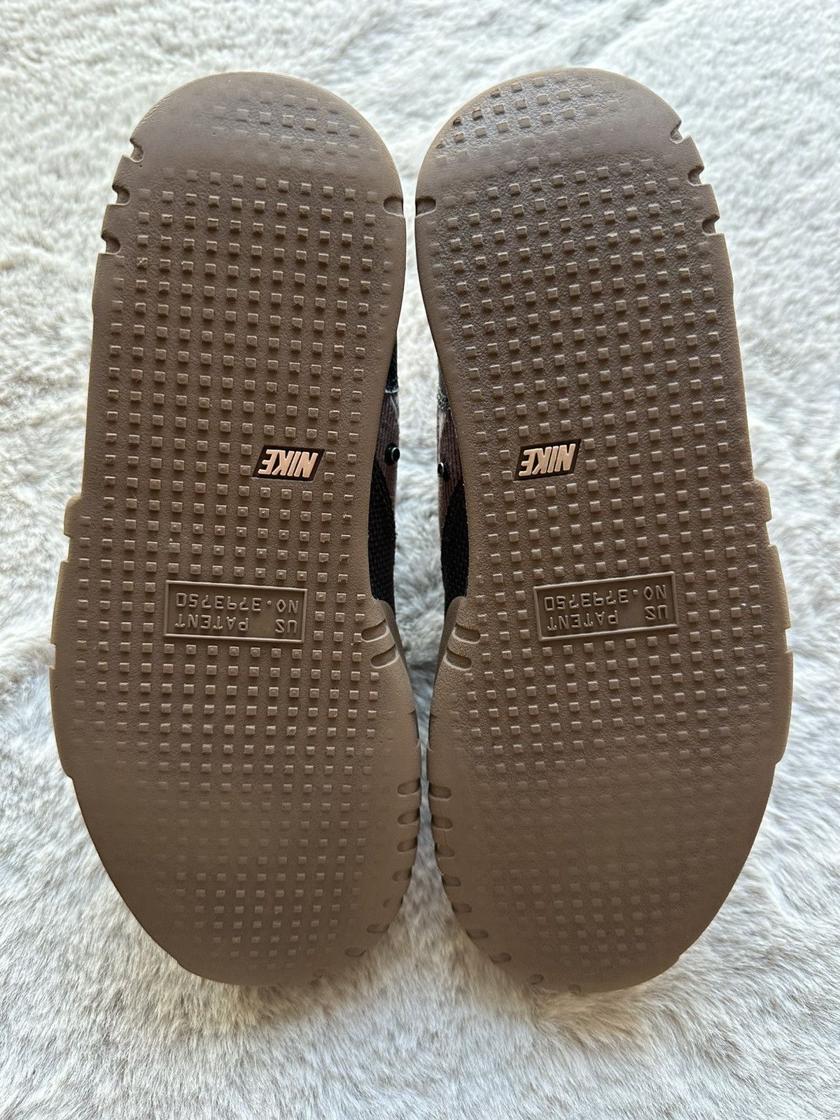 Nike × Travis Scott Nike Air Trainer 1 x Travis Scott Cactus Corporation Wheat Size US 5.5 / EU 38 - 20 Thumbnail