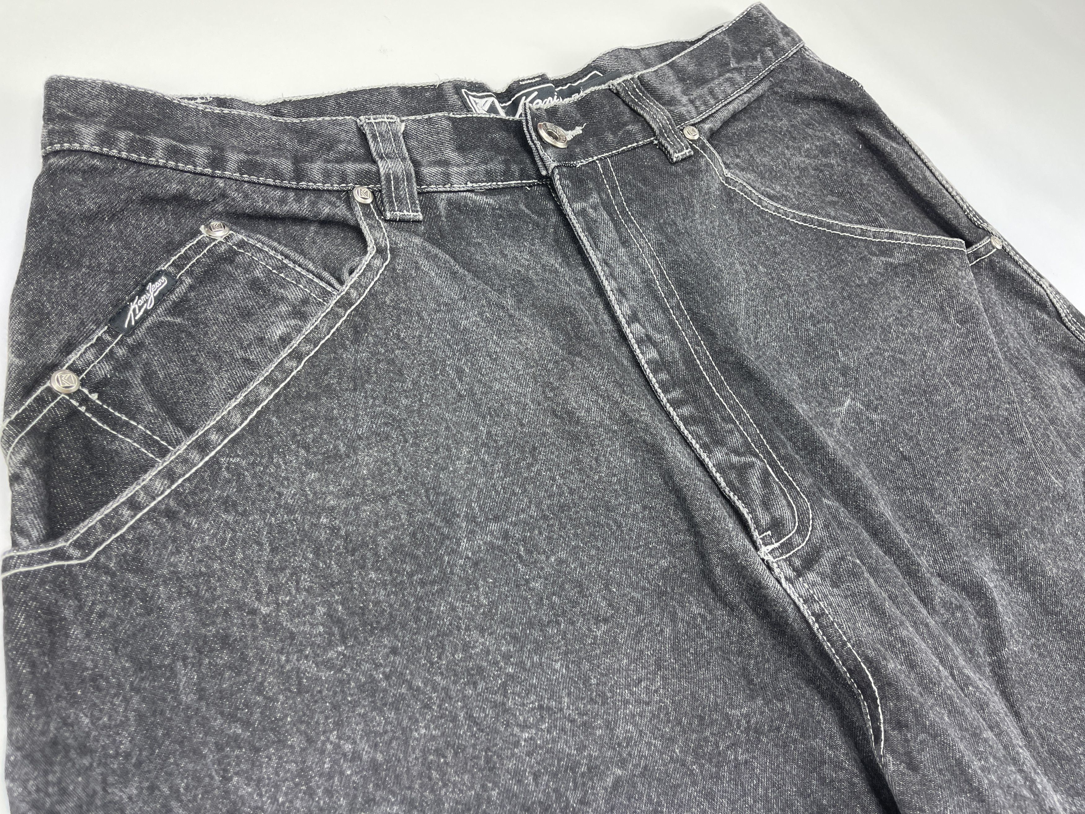 Karl Kani KARL KANI shorts, vintage hip hop baggy jeans, 90s size W 36 Size US 36 / EU 52 - 9 Thumbnail