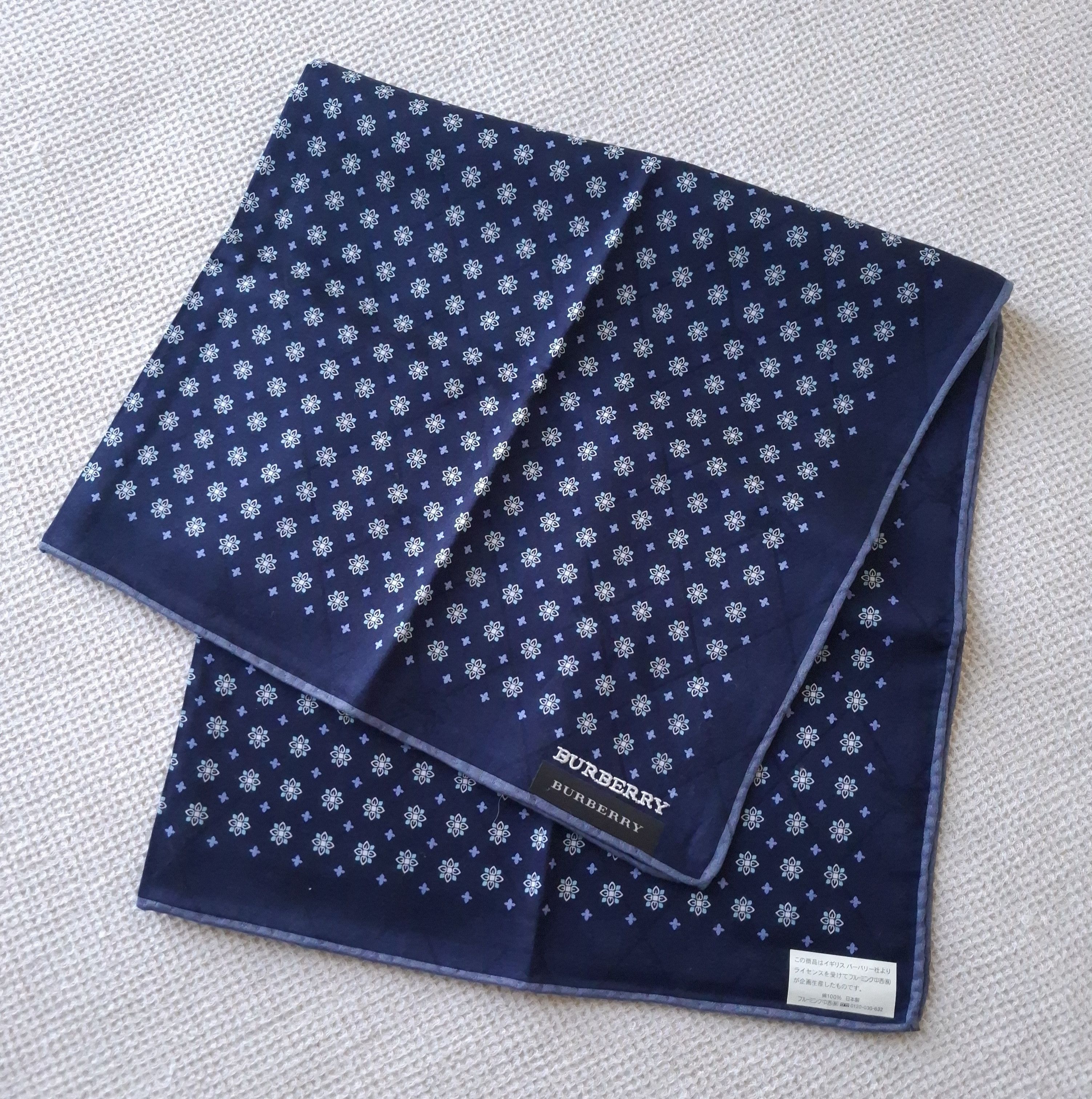 Burberry × Vintage NEW Rare Vintage Burberry Bandana/Handkerchief/Scarf Japan Size ONE SIZE - 4 Thumbnail