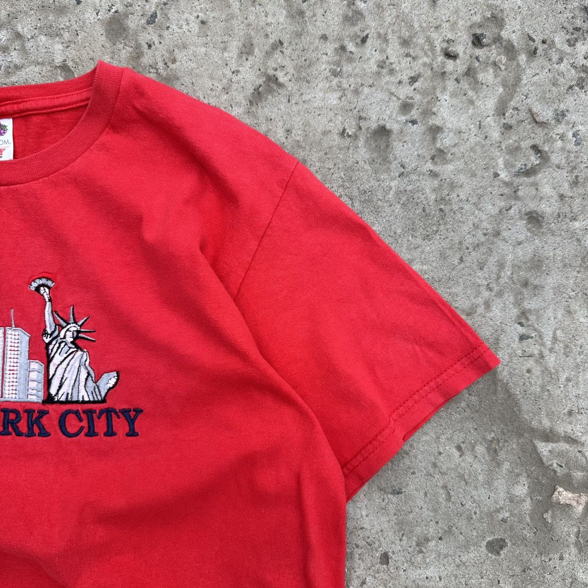 Fruit Of The Loom Vintage Japanese Style Adult New York City T-shirts Big Logo Size US S / EU 44-46 / 1 - 4 Thumbnail