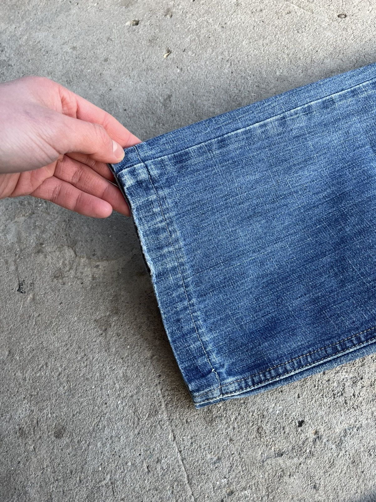 Burberry BURBERRY Vintage Distressed Faded Straight Fit Denim Jeans Size US 32 / EU 48 - 17 Thumbnail