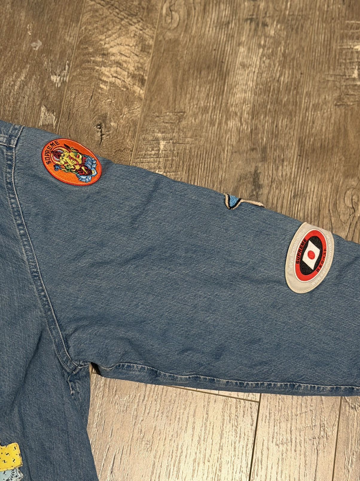 Supreme Supreme Patches Hooded Zip Up Shirt Denim Large‼️Brand New‼️ Size US L / EU 52-54 / 3 - 5 Thumbnail