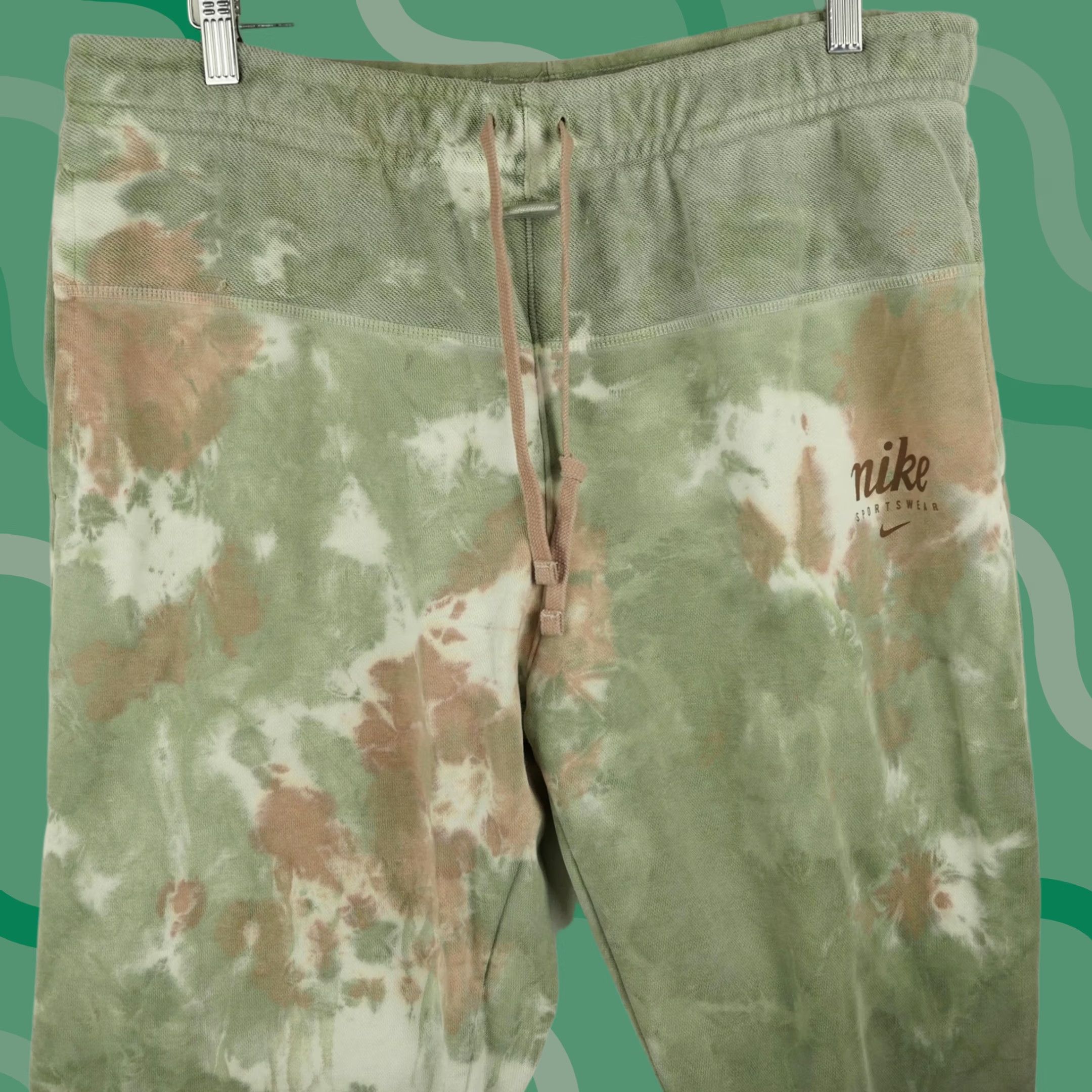 Nike Nike Sportswear Pants Mens Large Green Tie Dye Fleece Sweatpants DO6187-204 Size US 33 - 1 Thumbnail