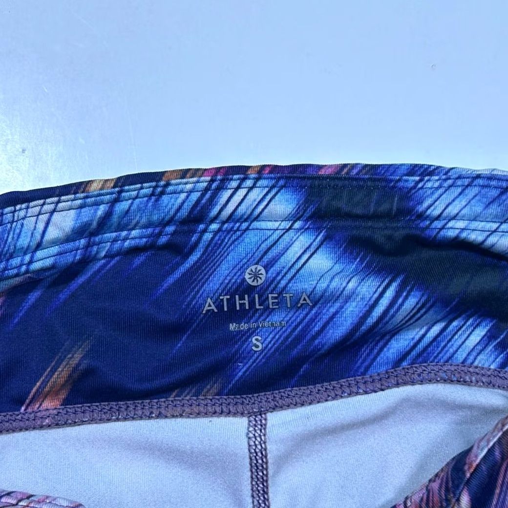 Athleta Athleta Capri Leggings Womens Small Multicolor Tie Dye Athletic Size 28" / US 6 / IT 42 - 5 Thumbnail