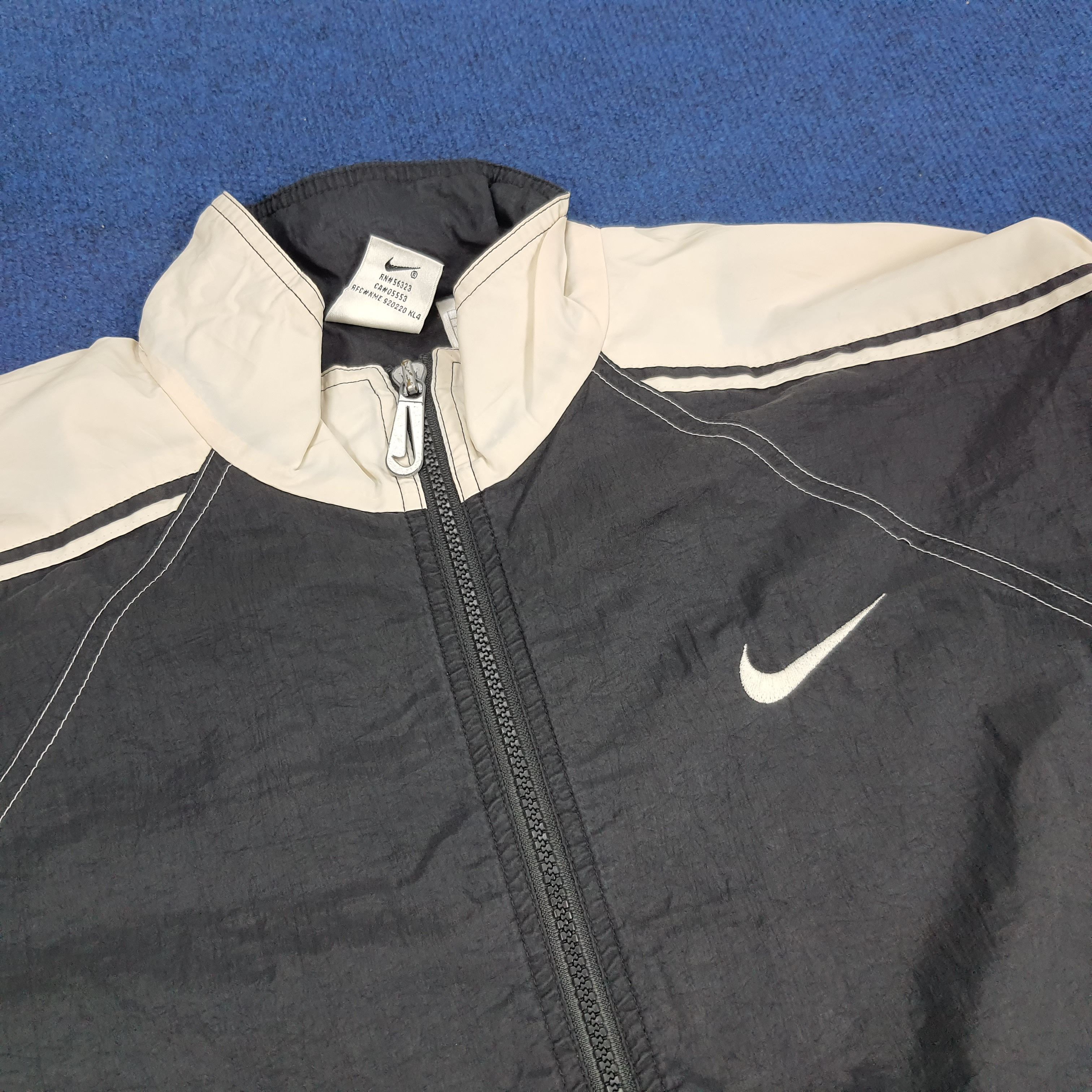 Nike × Vintage Vintage Nike Sportswear Outdoor Jacket Size US L / EU 52-54 / 3 - 2 Thumbnail