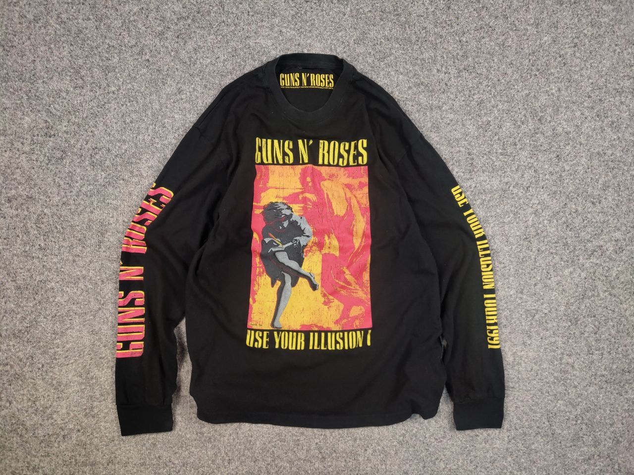 Band Tees Guns N Roses use your illusion i Long Sleeve Logo Vintage Size US M / EU 48-50 / 2 - 12 Thumbnail