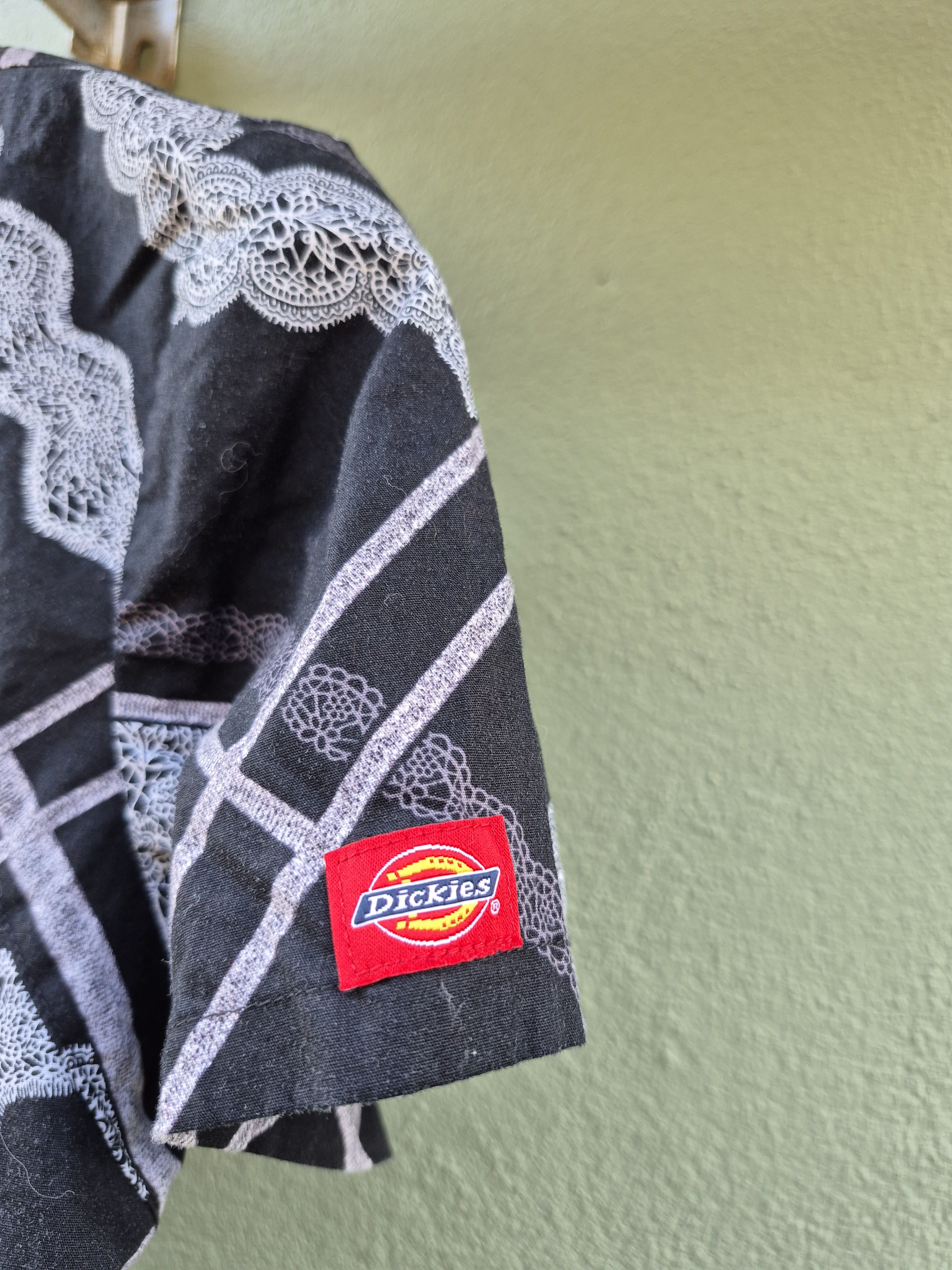 Dickies 🔥 Dickies Abstract Full Print Scrubs Workwear Nurses Docs Size S / US 4 / IT 40 - 3 Thumbnail