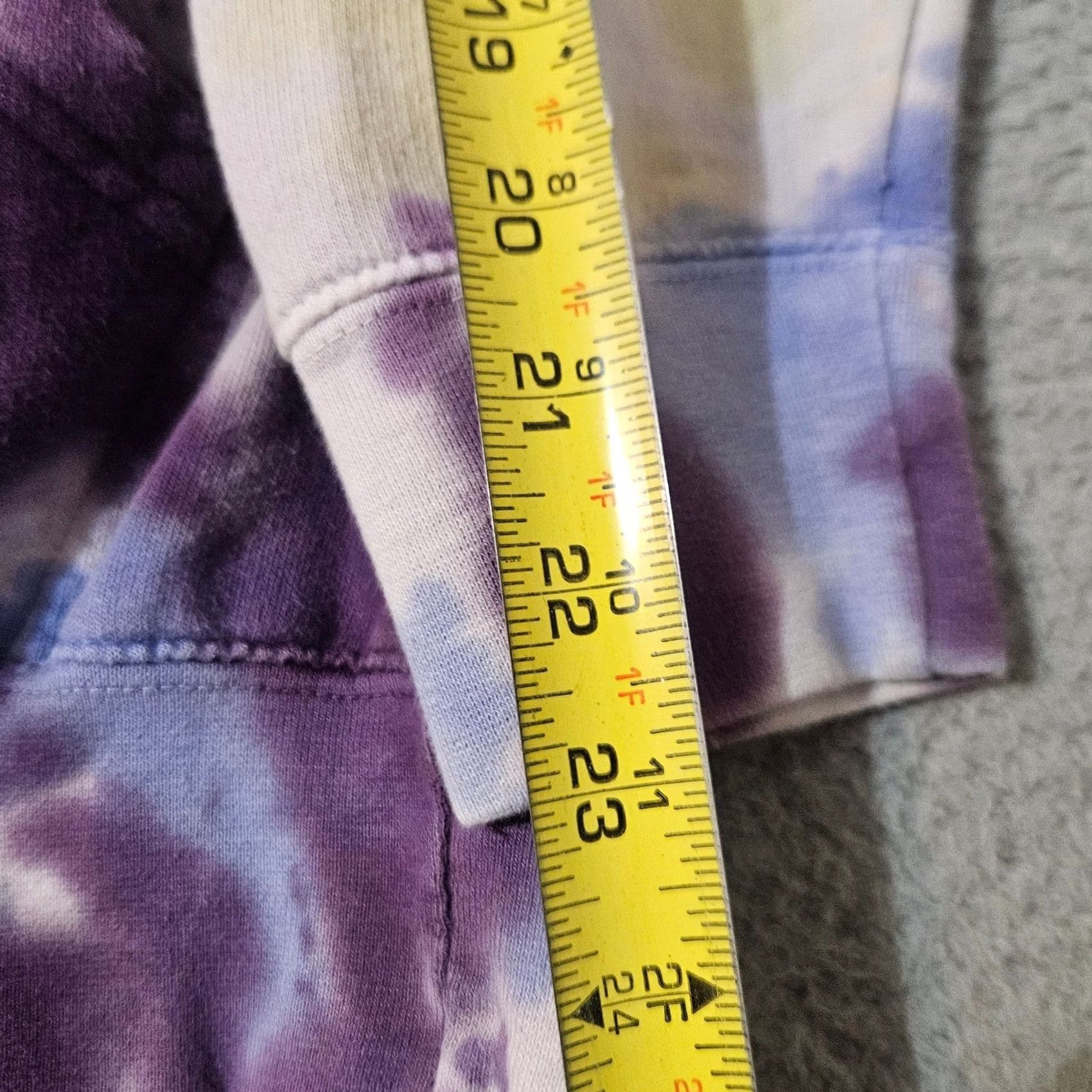 Vintage VINTAGE Flatbush Zombies Hoodie Pullover Tie Dye Purple White Mens Size S Size US S / EU 44-46 / 1 - 6 Thumbnail