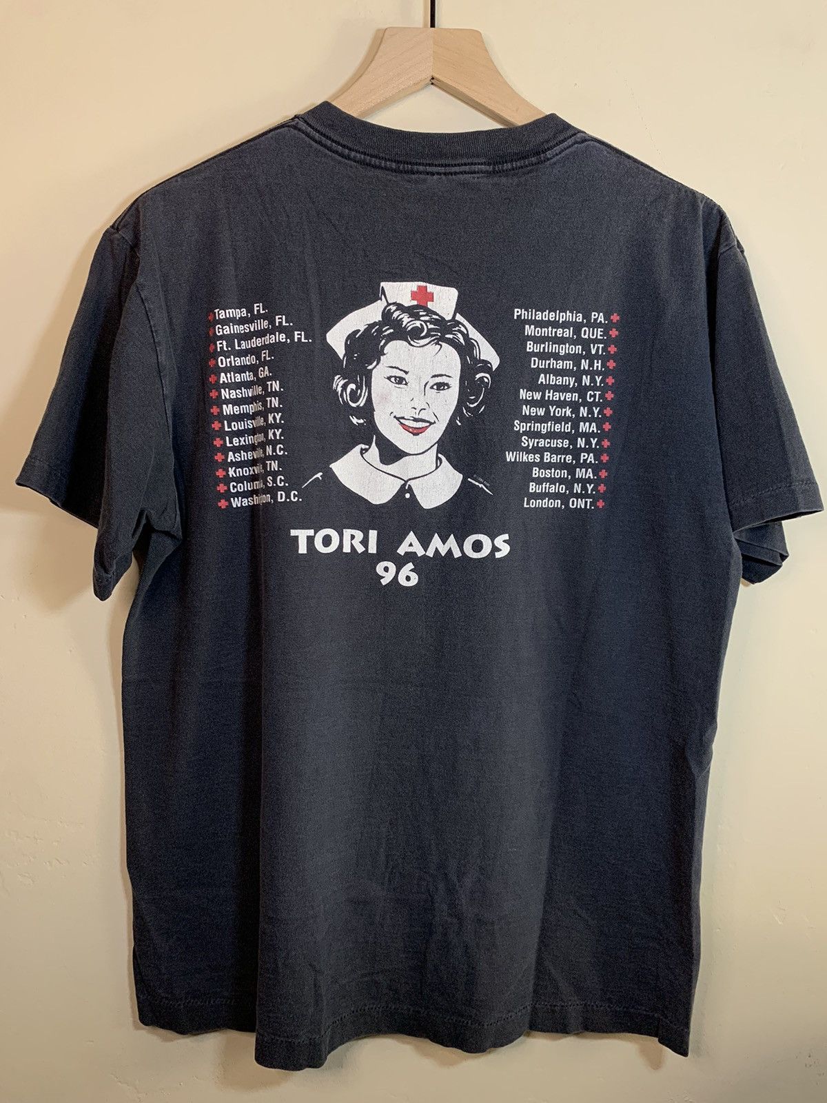 Band Tees × Vintage RARE* Vintage 1996 Tori Amos Recovering Christian Tour Shirt Size US M / EU 48-50 / 2 - 2 Thumbnail