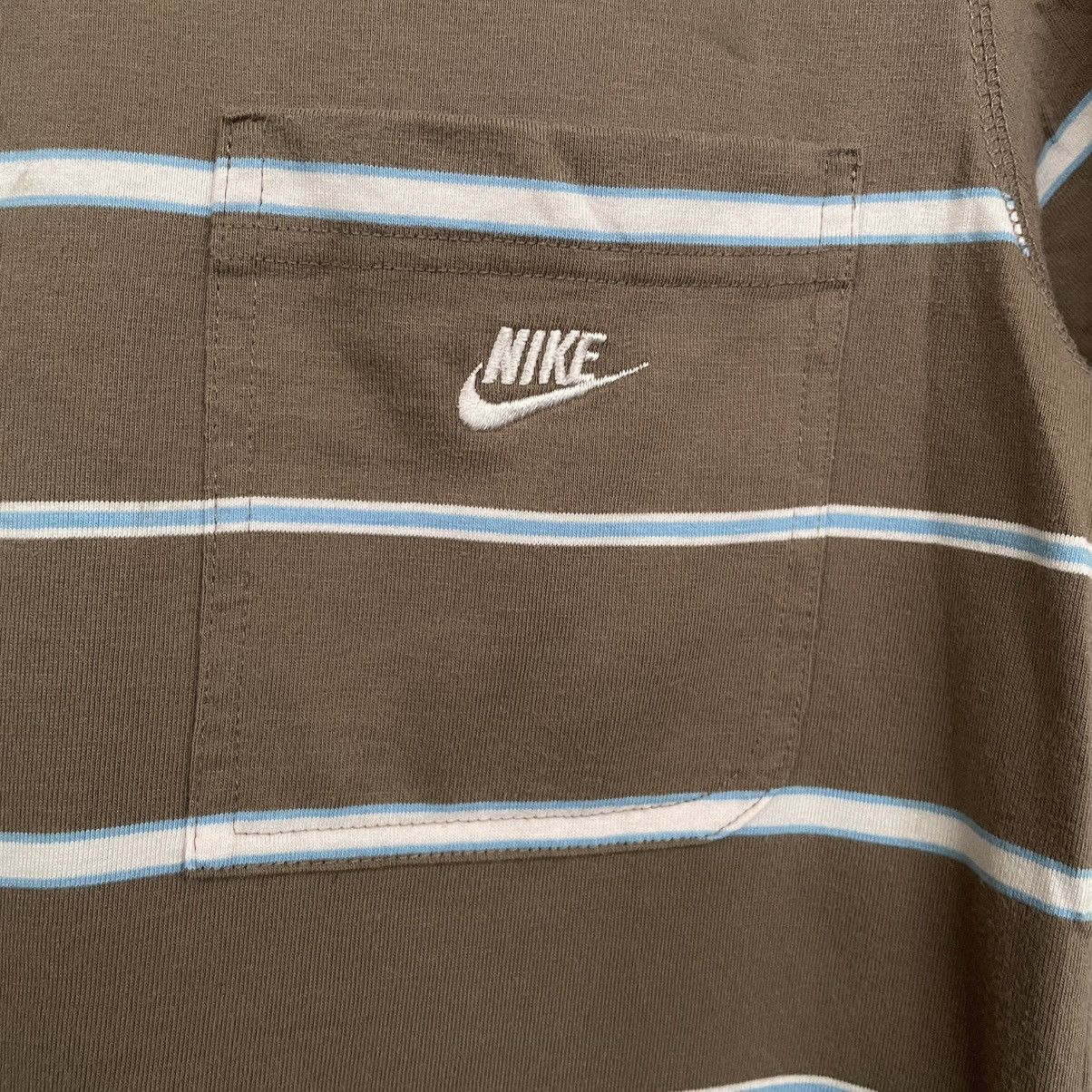 Nike × Vintage Vintage 2000s Nike Stripes Travis Style T Shirt Size US S / EU 44-46 / 1 - 2 Thumbnail
