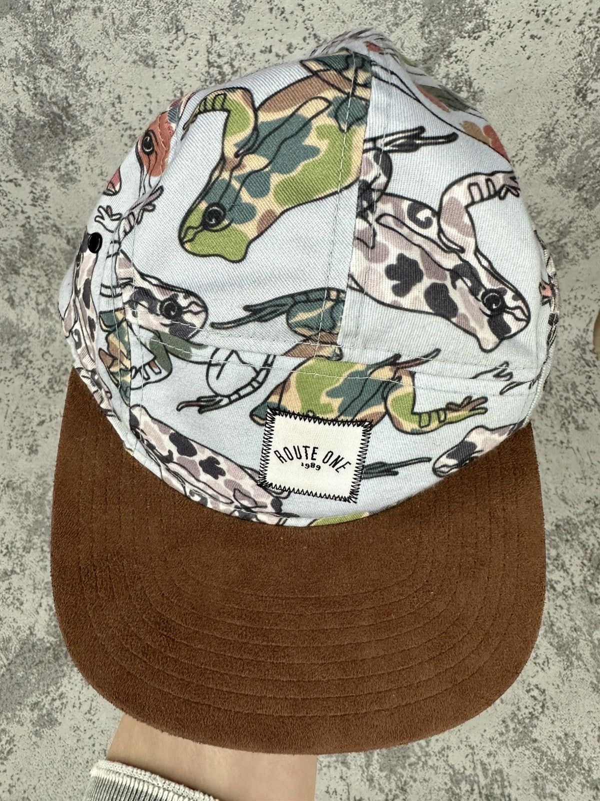 Designer Route One 90s Frog Pattern 5-Panel Hat Faux Suede Brim Size ONE SIZE - 3 Thumbnail