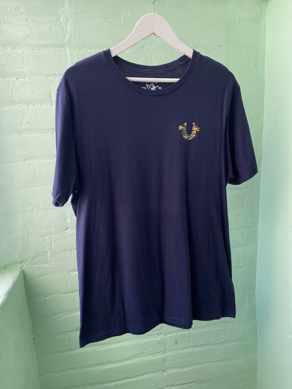 True Religion × Vintage Vintage Y2K True Religion World Tour Big Logo t-shirt Size US L / EU 52-54 / 3 - 5 Thumbnail