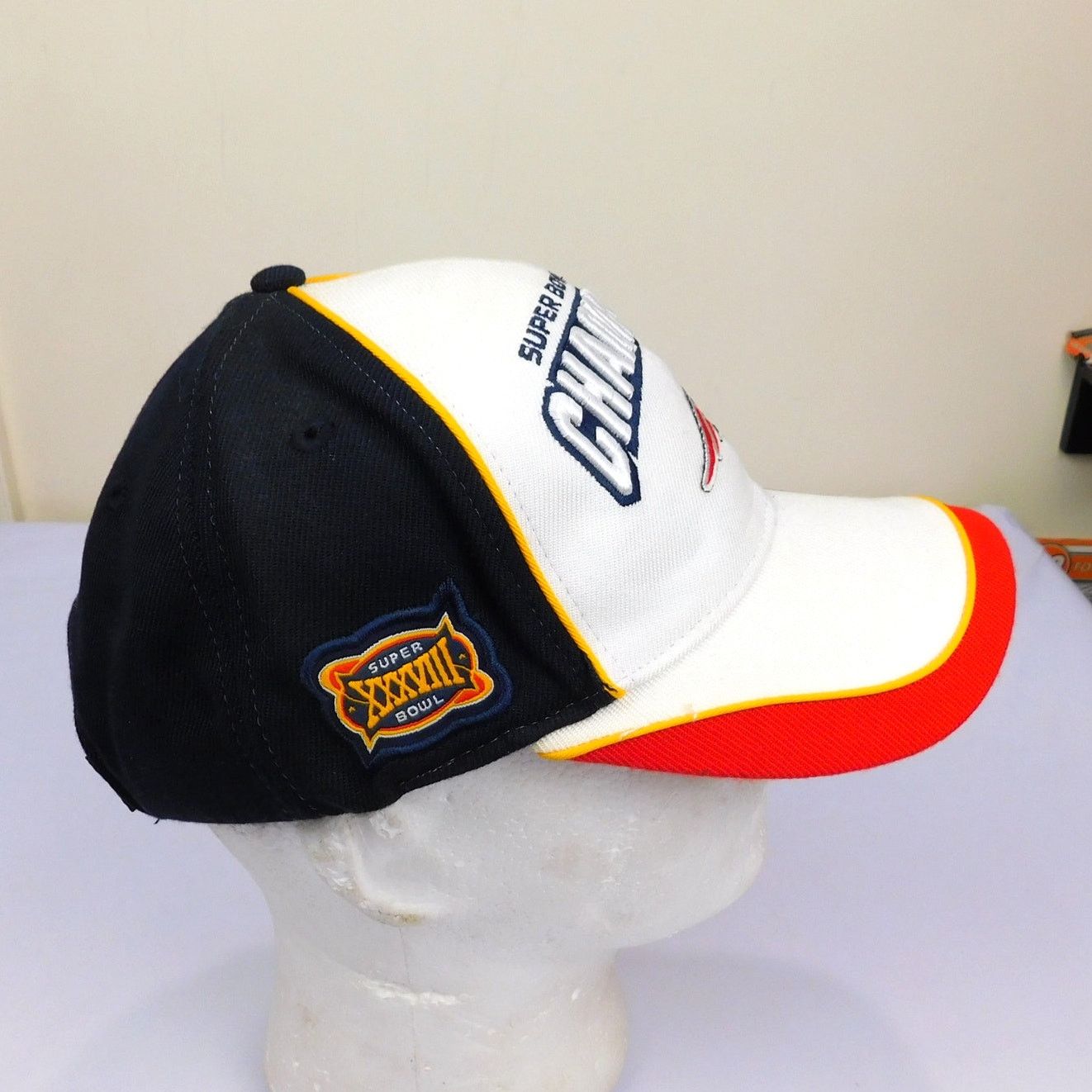 Reebok New England Patriots Super Bowl 38 Champions Hat Adjustable Size ONE SIZE - 3 Thumbnail