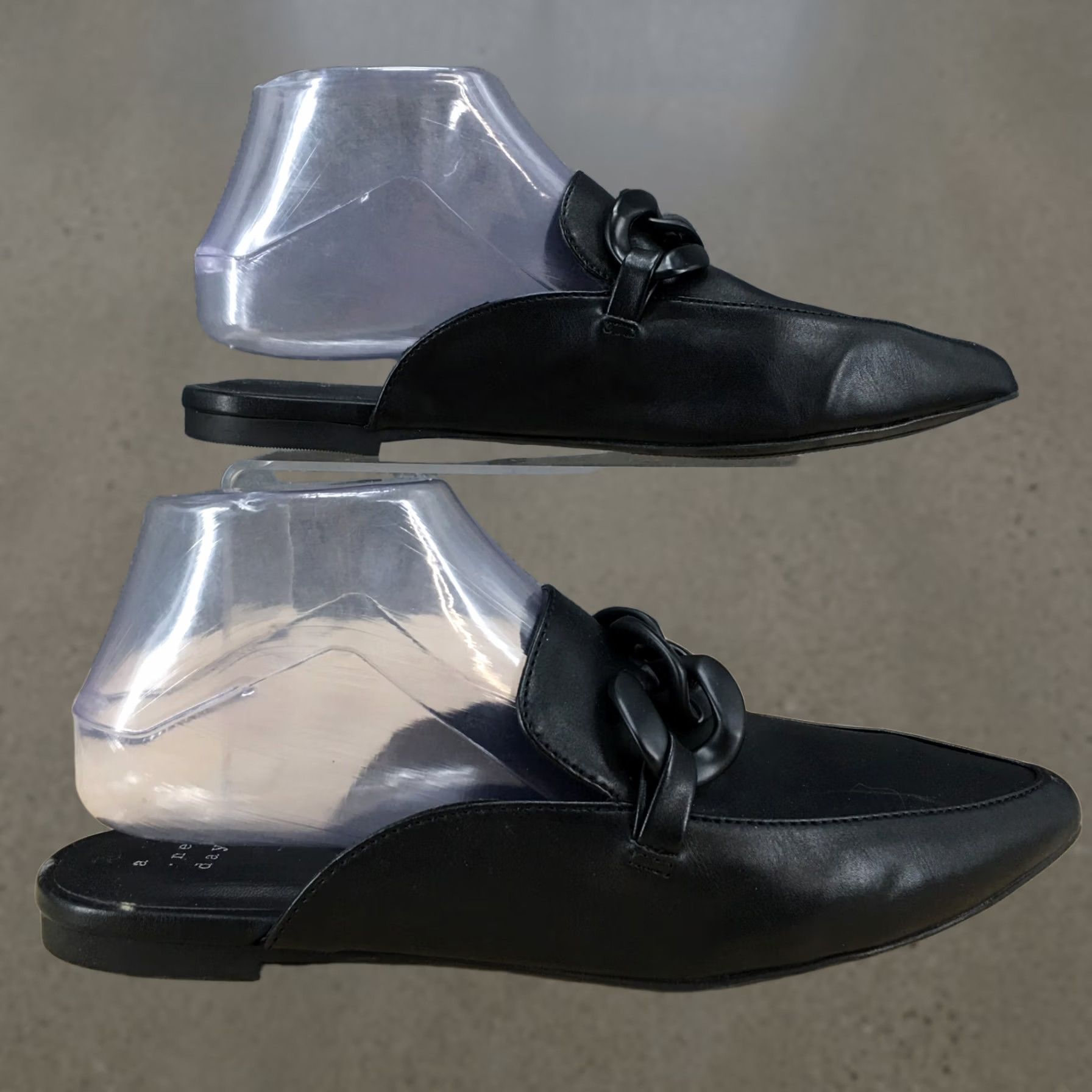 Vintage A New Day Sandals Womens 7 Amber Slip On Pointed Mule Flats Black Faux Leather Sandals Slip-On Flat Mens? No Size US 5 / IT 35 - 1 Thumbnail