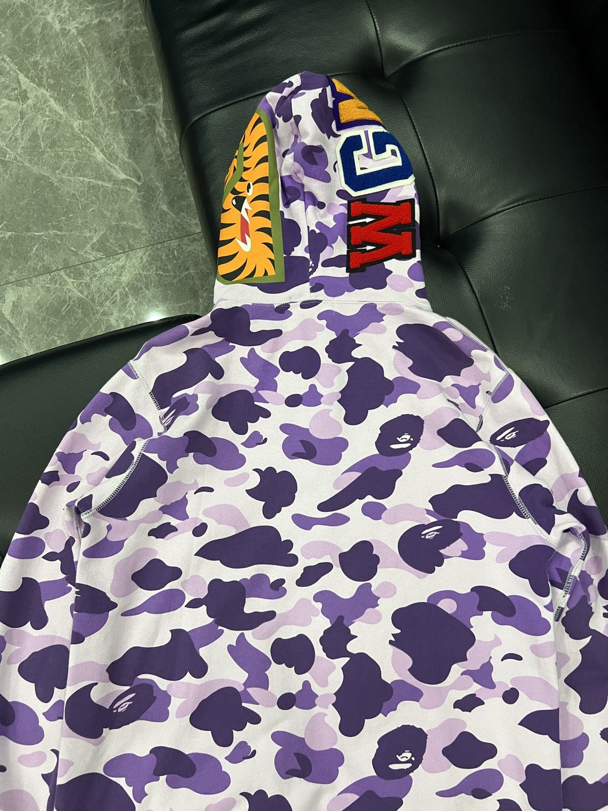 Bape A Bathing Ape Taipei Exclusive Purple Camo Shark Zip Hoodie Size US XL / EU 56 / 4 - 4 Thumbnail
