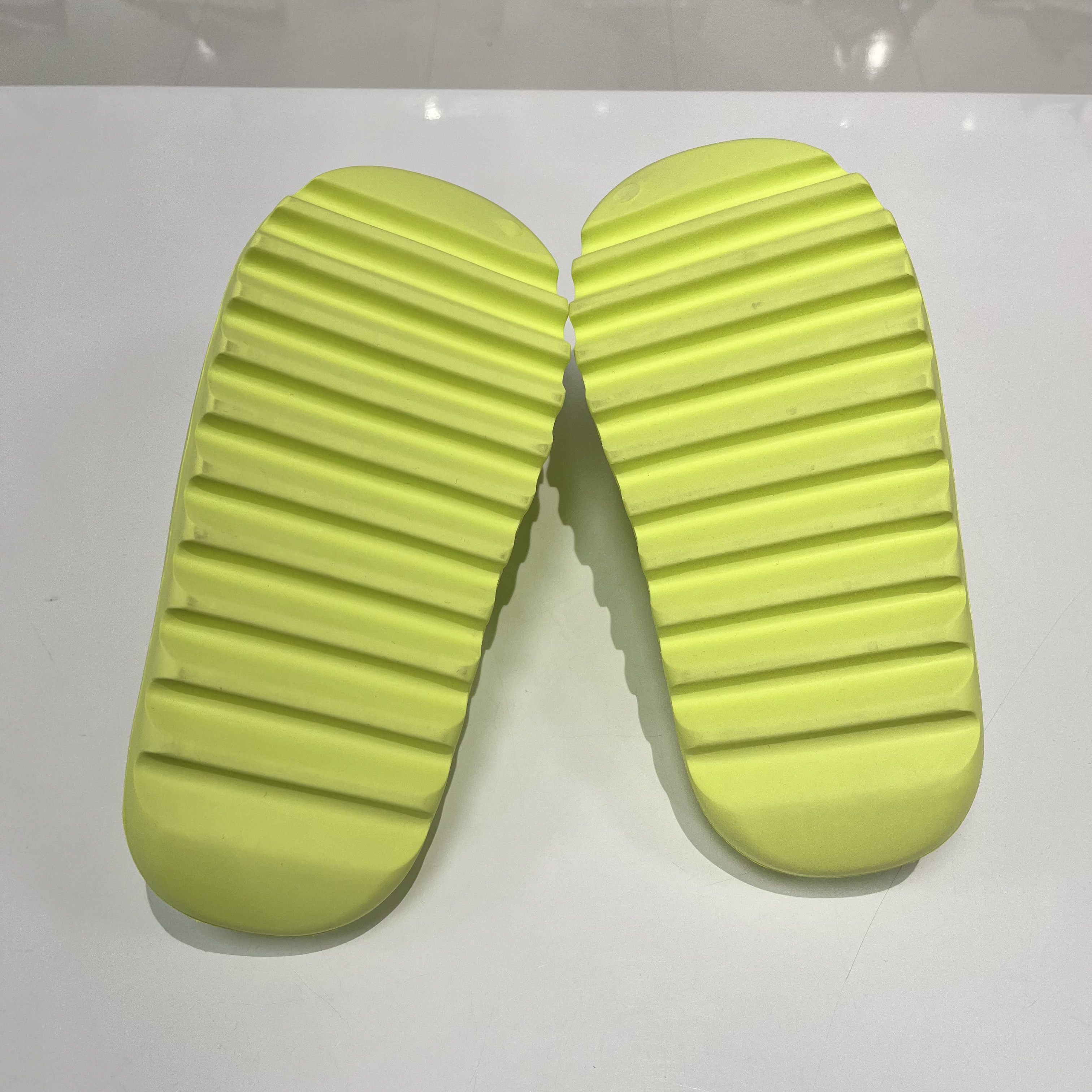 Adidas Adidas Yeezy Slide Glow Green Size US 9 / EU 42 - 11 Thumbnail