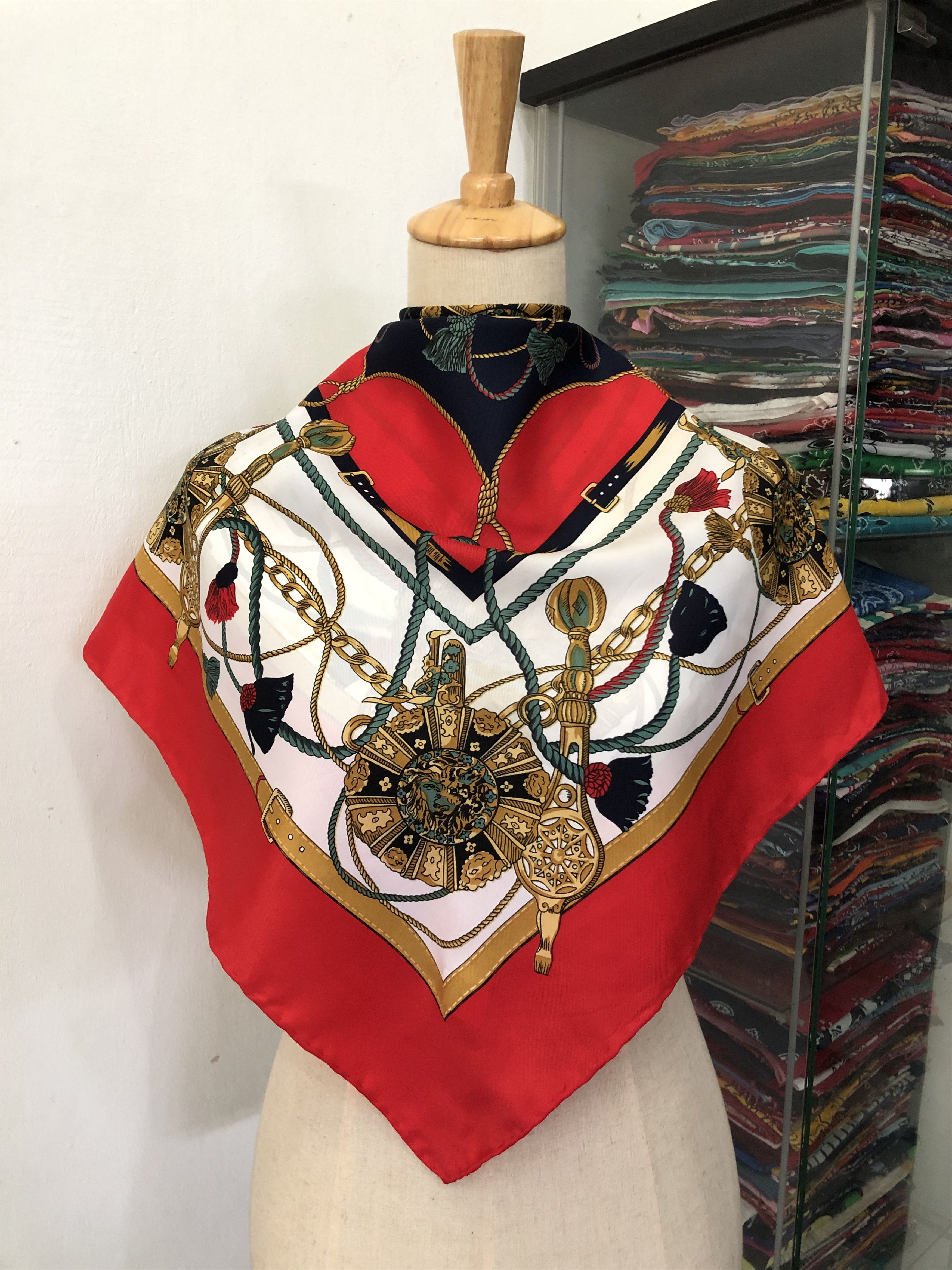 Vintage Vintage Silk Scarf Size ONE SIZE - 1 Thumbnail