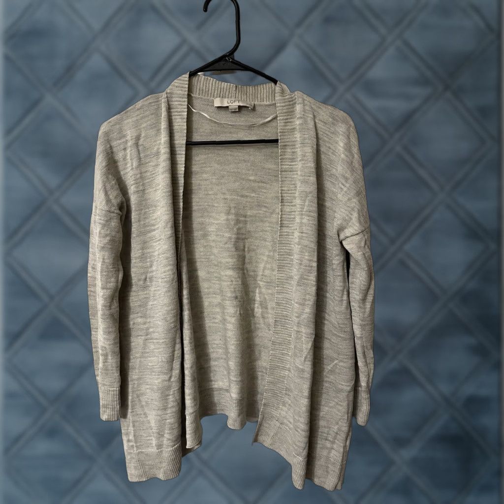 Ann Taylor VINTAGE Ann Taylor LOFT Cardigan Sweater Gray Open Front Long Sleeve PXS Petite Womens Wool/Cotton Blend, Open Front, Gray Size XS / US 0-2 / IT 36-38 - 1 Thumbnail