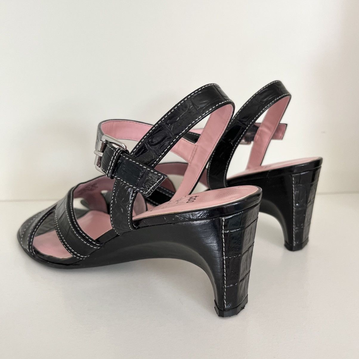 Other Y2k too Joan & David leather stitched heeled sandals Size US 6 / IT 36 - 7 Thumbnail