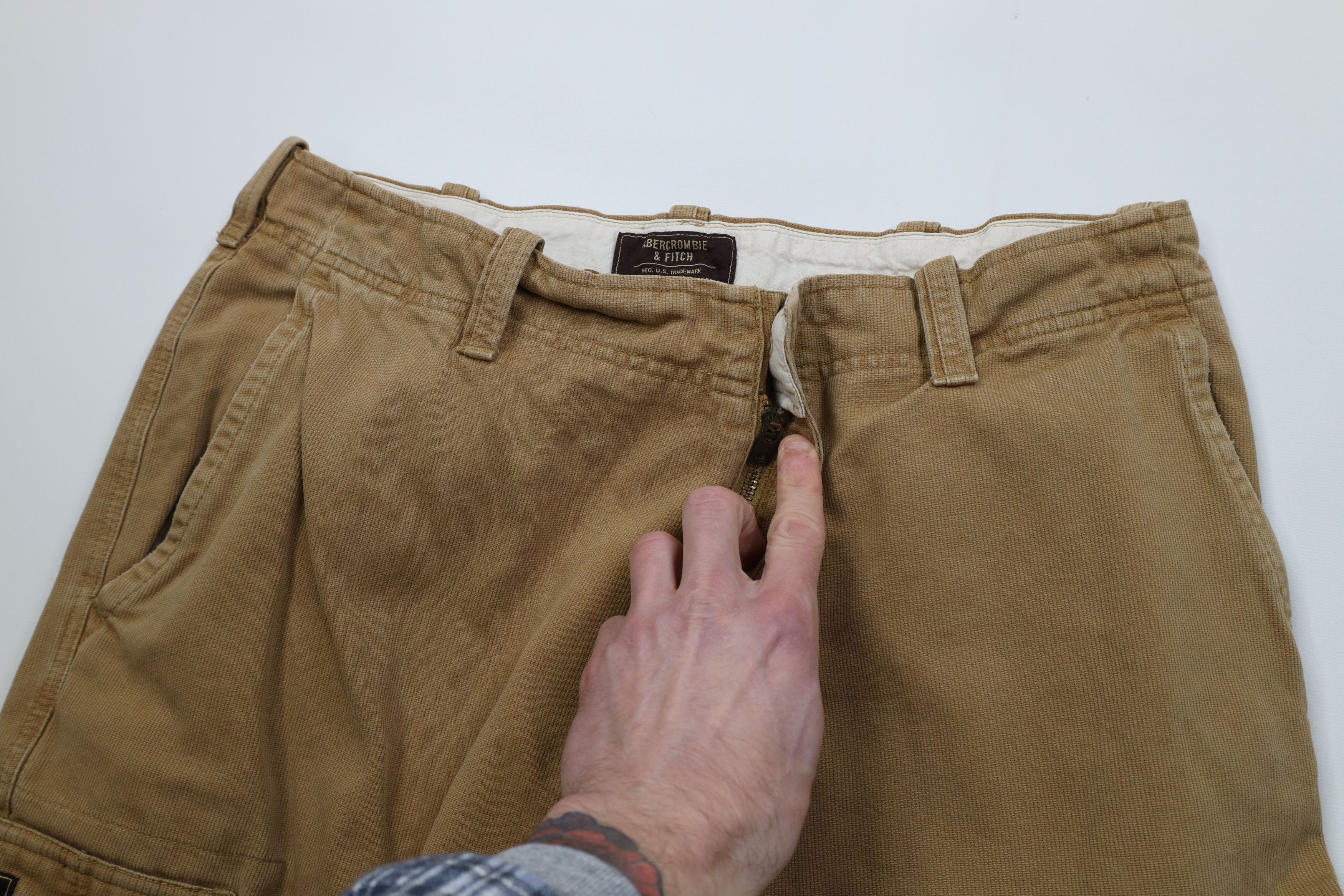Abercrombie & Fitch Vintage 90s Y2K Abercrombie & Fitch Wide Leg Cargo Pants Size US 36 / EU 52 - 8 Thumbnail