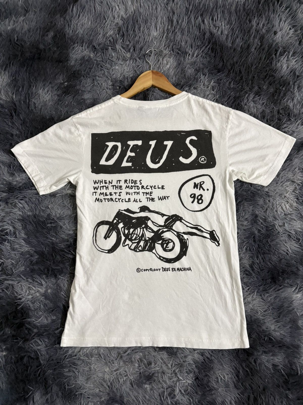 Deus Ex Machina 🔥HOT🔥 VINTAGE DEUS EX MACHINA RIDER TEE BACKHIT Size US M / EU 48-50 / 2 - 1 Thumbnail
