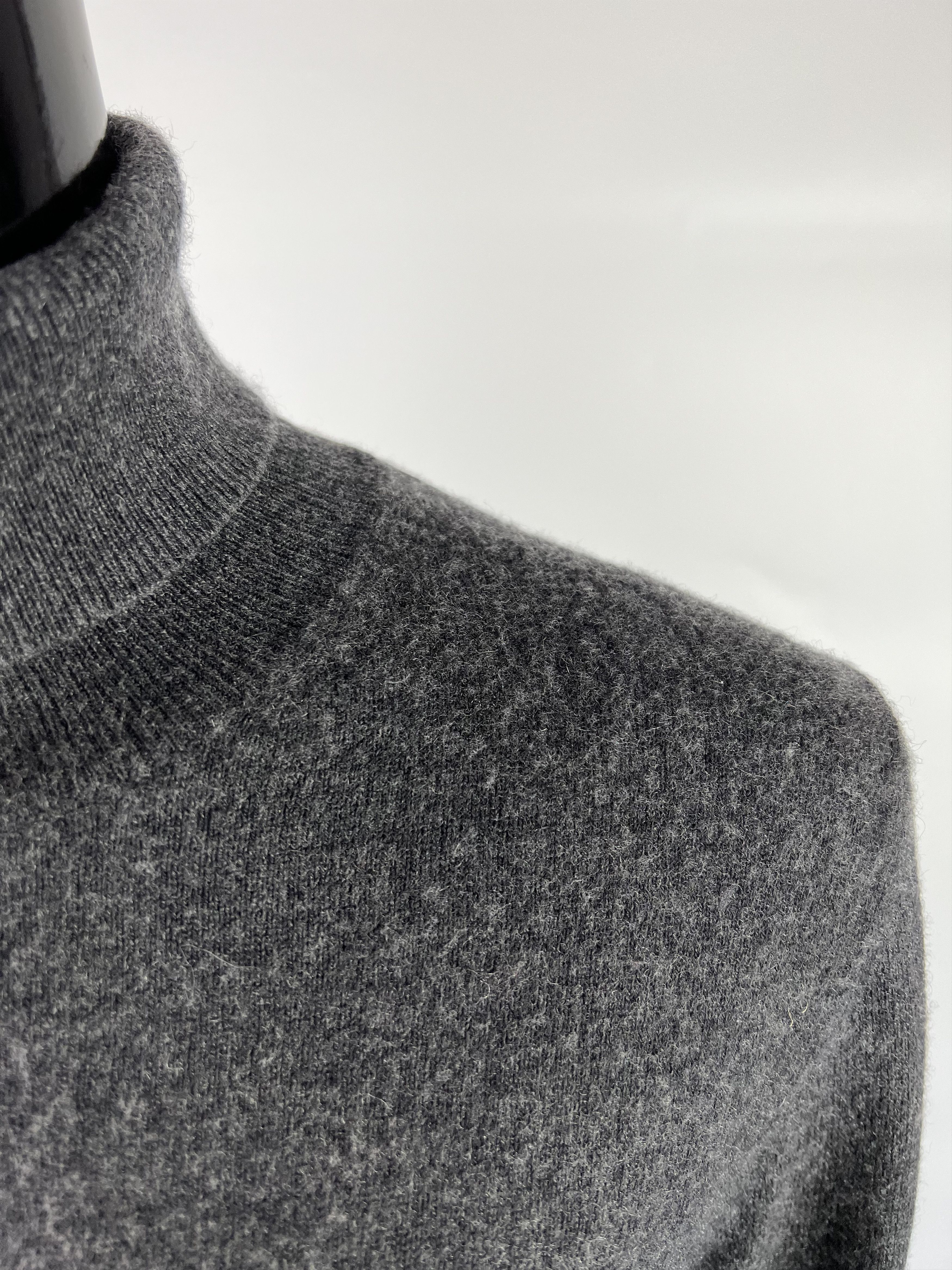 Allude Allude Wool/Cashmere Turtleneck Sweater Size L / US 10 / IT 46 - 5 Thumbnail