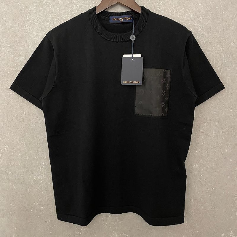 Louis Vuitton LOUIS VUITTON Monogram Pocket T-Shirt Size S Size US S / EU 44-46 / 1 - 1 Thumbnail