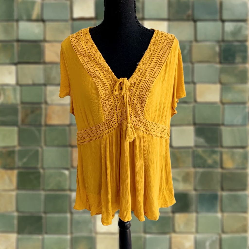 Torrid Torrid Boho V-Neck Mustard Yellow Gold Short Sleeve Blouse Size 1X Womens Shirt Blouse Knit Rayon 100% Buttonless Casual Sleeve Size XL / US 12-14 / IT 48-50 - 1 Thumbnail