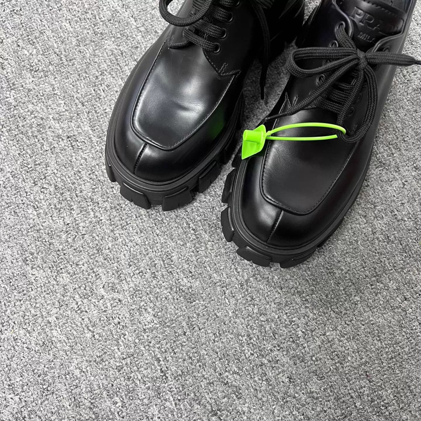 Prada Prada Classic Platform Loafer Size 37 Tried On Only Size US 6.5 / IT 36.5 - 4 Thumbnail