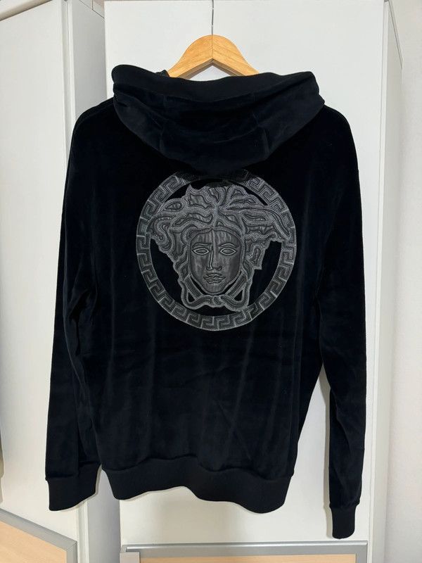 Velvet medusa sweatshirt new arrivals