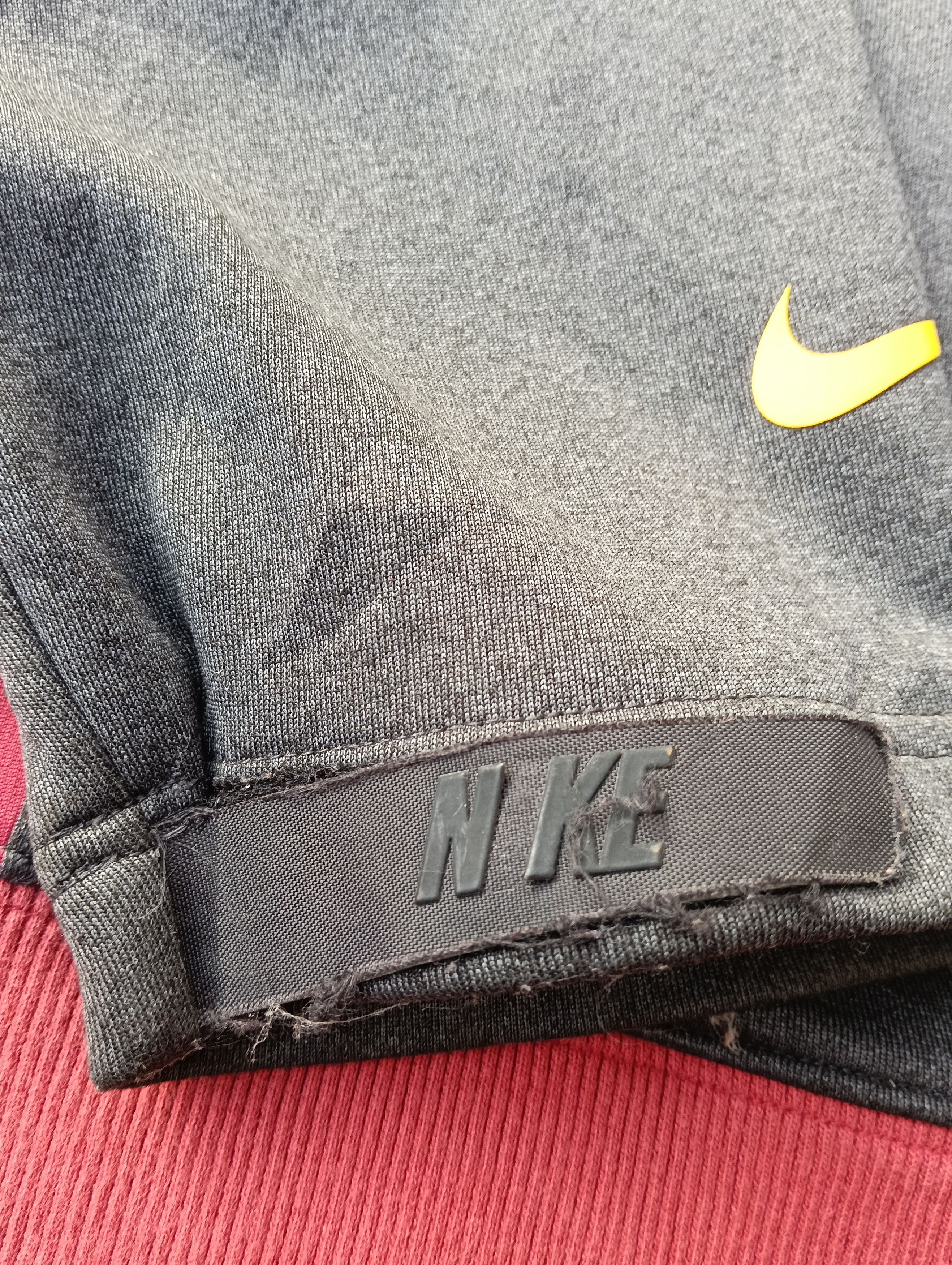Nike Vintage Nike USC Trojans. Size US L / EU 52-54 / 3 - 6 Thumbnail