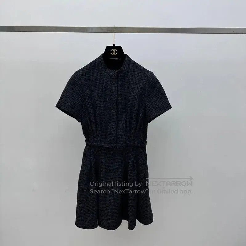 Dior Dior Short Sleeve Gray Wool Dress . Size S / US 4 / IT 40 - 1 Thumbnail