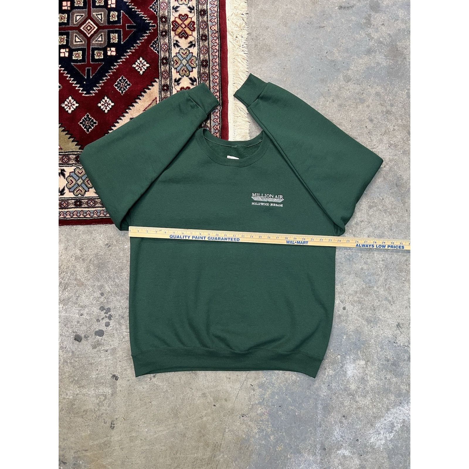 Other Million Air Hollywood Burbank Sweatshirt Men L Green AV Fuel Size US L / EU 52-54 / 3 - 7 Thumbnail