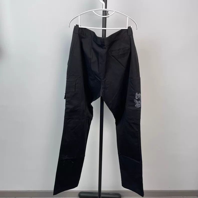 Louis Vuitton Louis Vuitton size US 54 Black Flying Pigeon Embroidered Ov Size US 38 / EU 54 - 2 Thumbnail