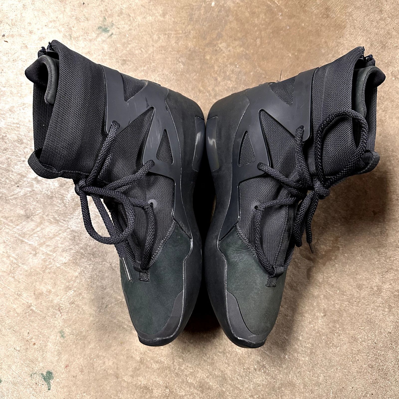 Fear of God × Nike Nike x Fear of God 1s Triple Black Size US 8.5 / EU 41-42 - 3 Thumbnail