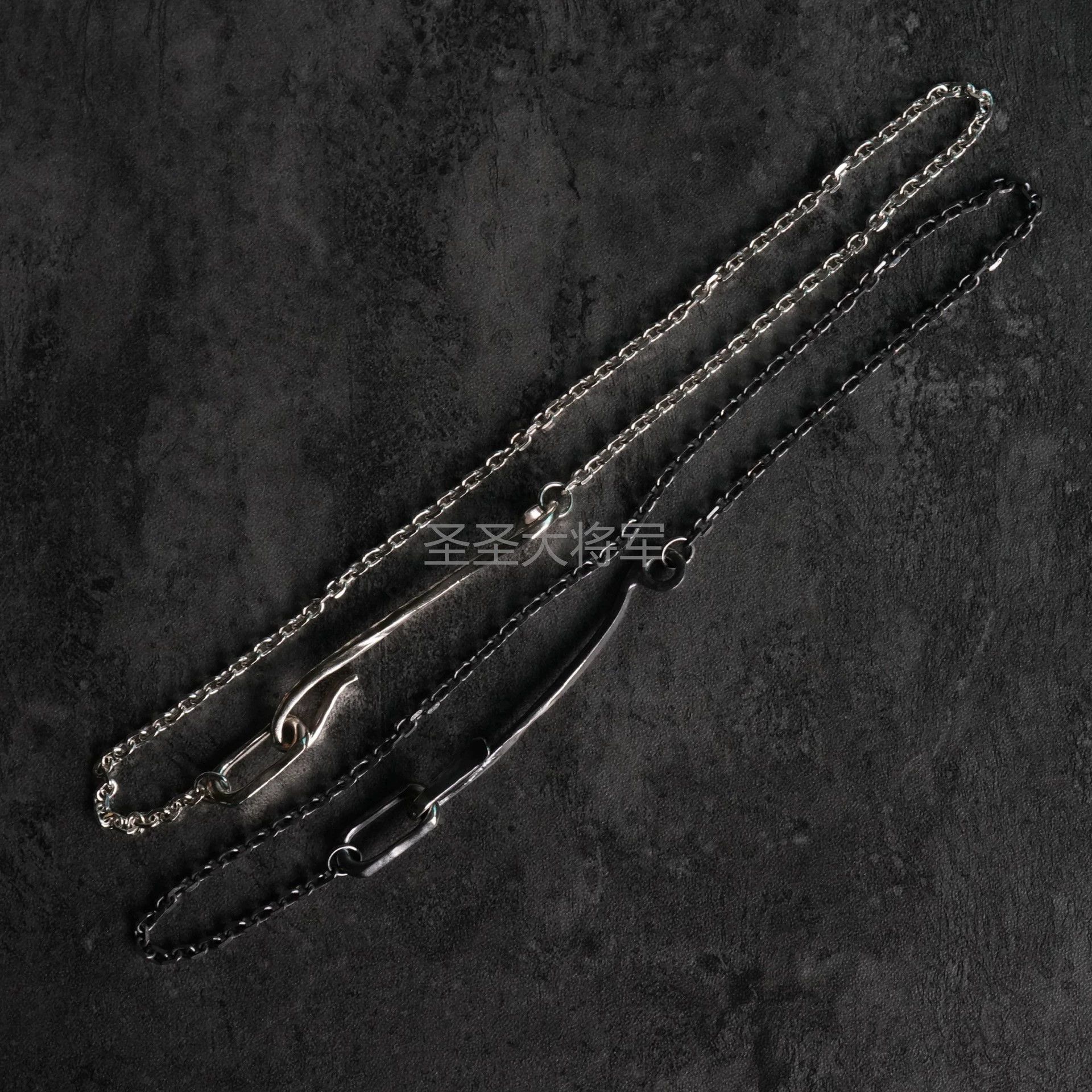 Chin Teo Chin Teo Fishhook Chain Necklace Two-Tone 45cm Size ONE SIZE - 2 Thumbnail