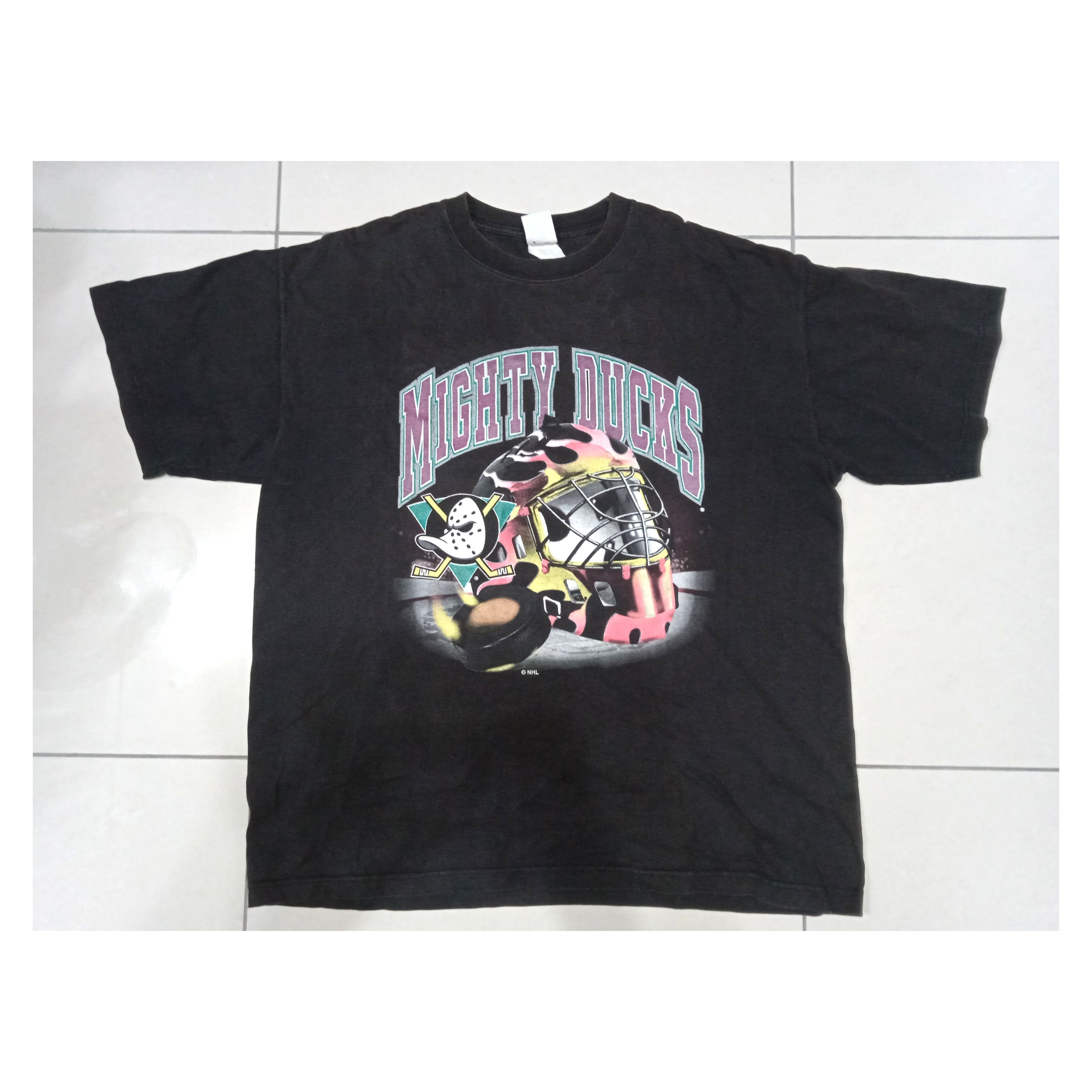 Vintage Vintage 90s NHL Mighty Ducks T Shirt Size US XXL / EU 58 / 5 - 1 Thumbnail