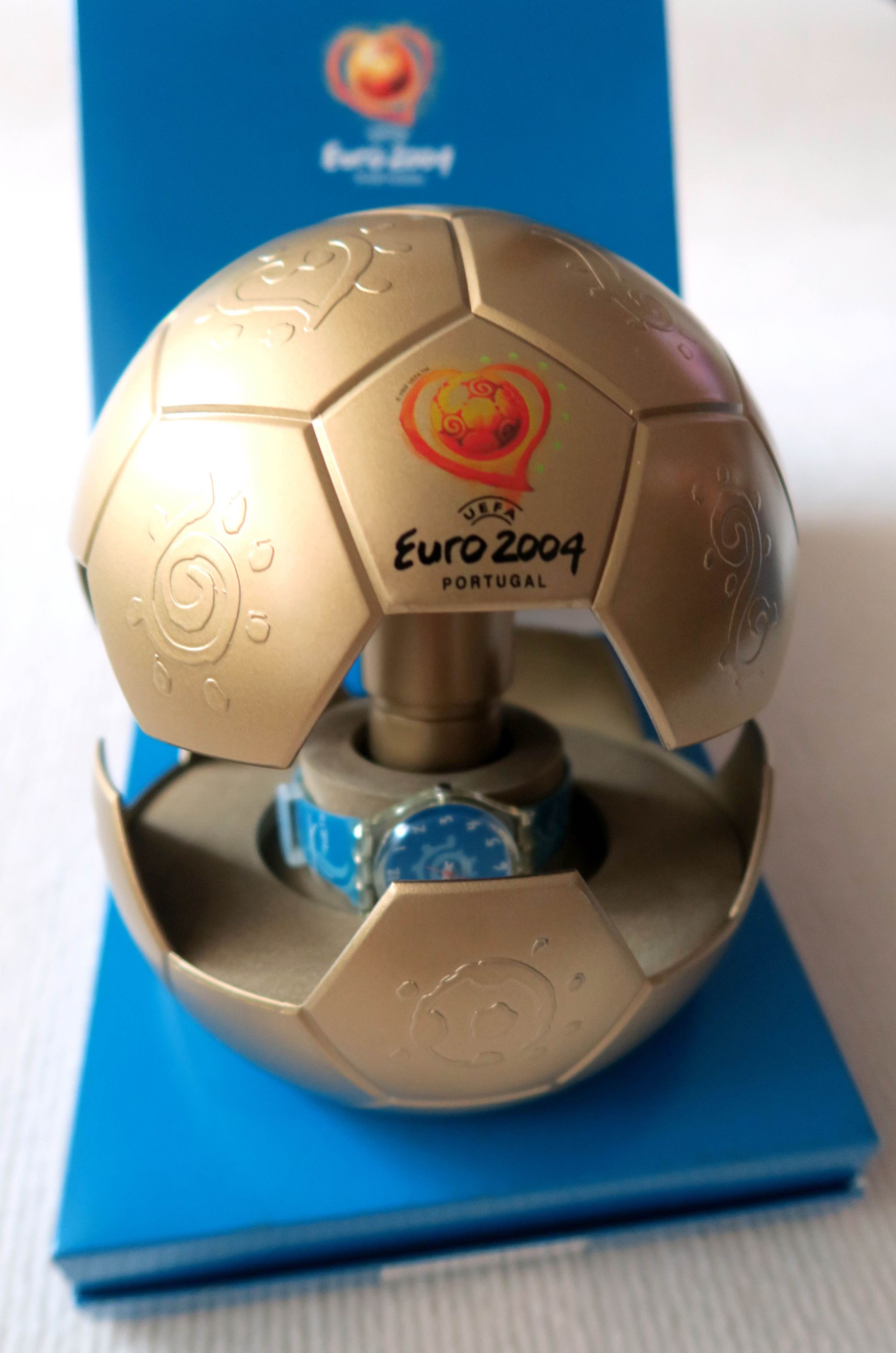 Swatch Swatch x UEFA Limited Euro 2004 Commemorative Watch Size ONE SIZE - 2 Thumbnail