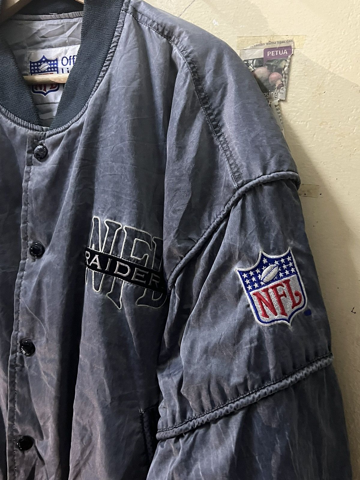 NFL NFL Raiders officials east point varsity snap button jackets Size US L / EU 52-54 / 3 - 4 Thumbnail