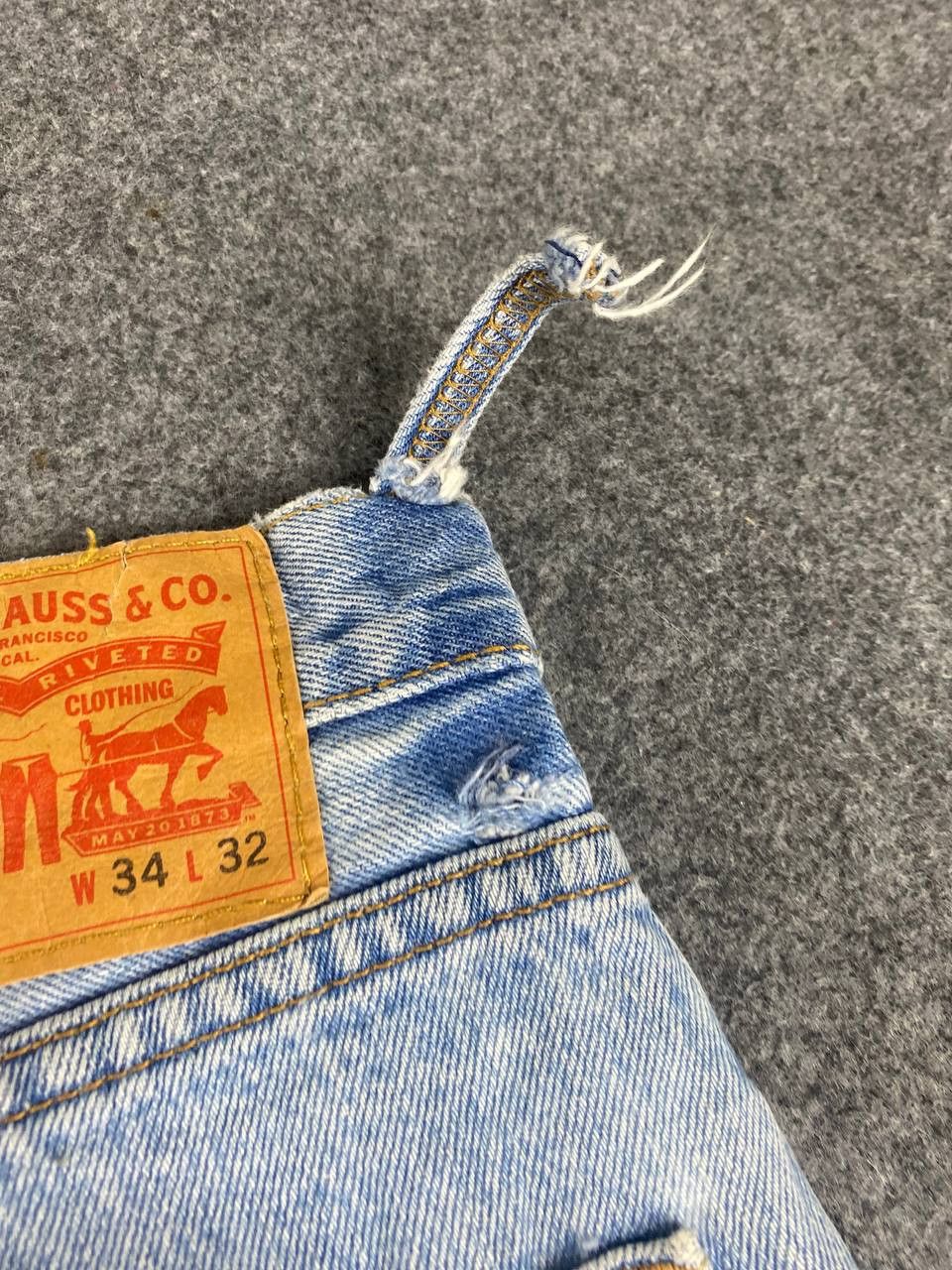 Levi's levis 550 lightwash denim nice design Size US 35 - 6 Thumbnail