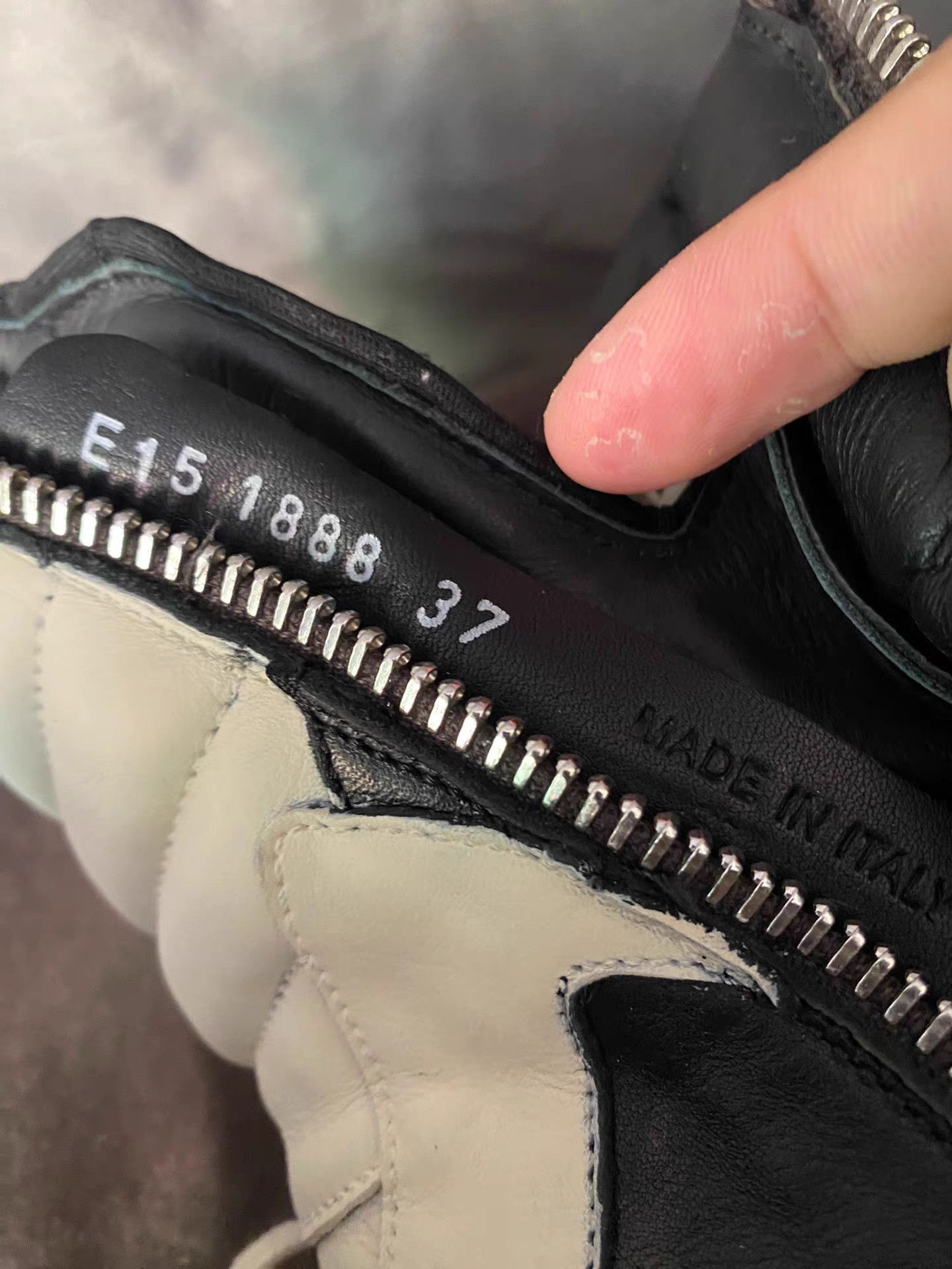 Rick Owens Rick Owens Mainline Triangle Size US 7 / IT 37 - 6 Thumbnail