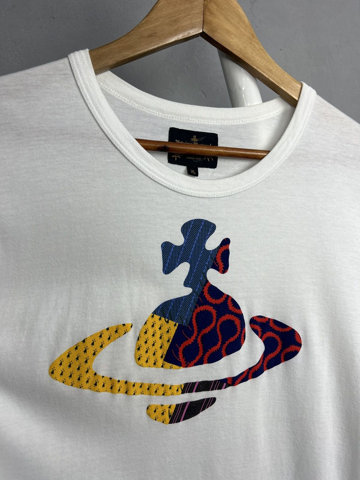 Vivienne Westwood Vivienne Westwood Big Orb Logo T-Shirt size XL Size US XL / EU 56 / 4 - 4 Thumbnail