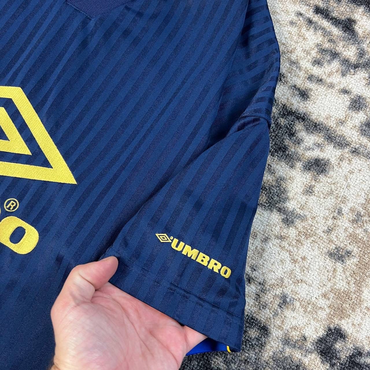 Umbro Umbro Vintage Y2K Big Logo Jersey Polo T-Shirt Size US XL / EU 56 / 4 - 3 Thumbnail