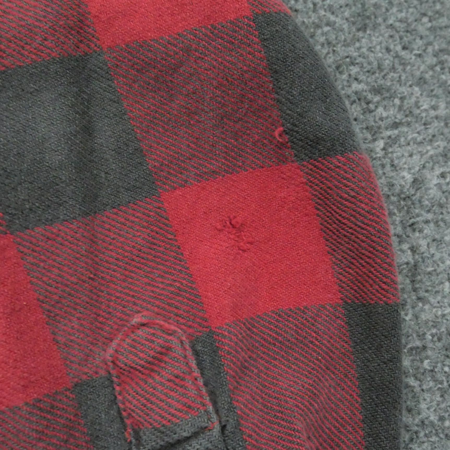 Vintage VINTAGE Northeast Outfitters Flannel Shirt Mens XL Red Black Buffalo Plaid 90s 2000s Workwear Casual Button-Up Pockets Distressed Size US XL / EU 56 / 4 - 5 Thumbnail