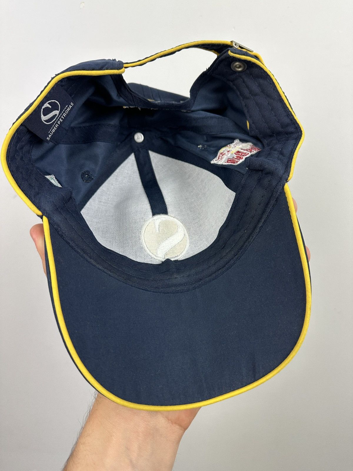 Formula 1 × Red Bull × Vintage Vintage Red Bull Sauber Petronas Racing Cap Size ONE SIZE - 11 Thumbnail