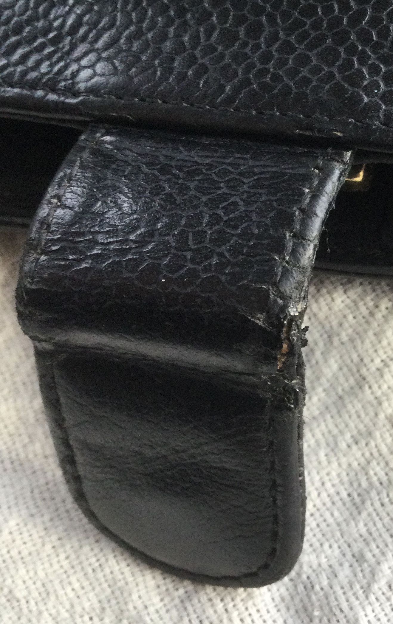 Chanel Vintage Chanel Black Caviar Leather CC Long Wallet. Size ONE SIZE - 13 Thumbnail