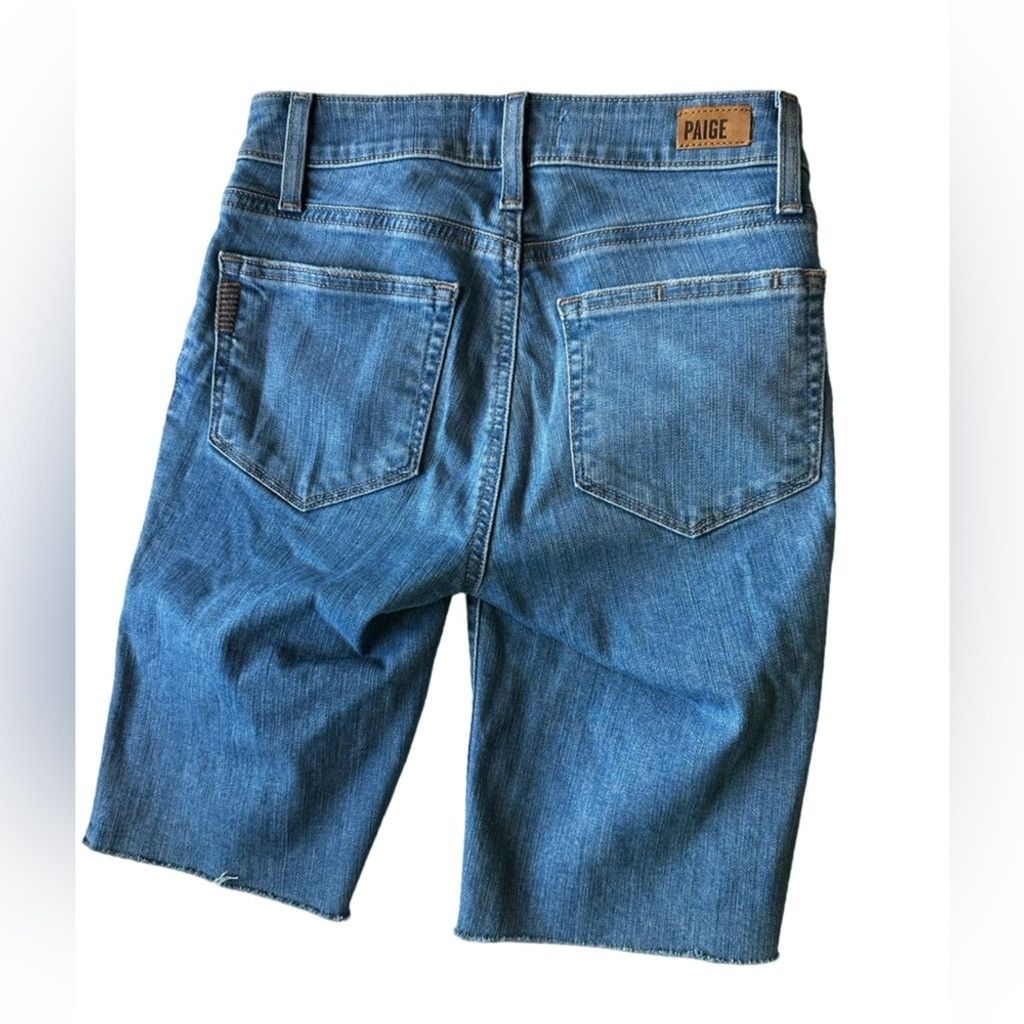 Paige Paige JAX KNEE SHORT Distressed Blue Fade Women’s Size 23. Size 25" / US 0 / IT 36 - 3 Thumbnail
